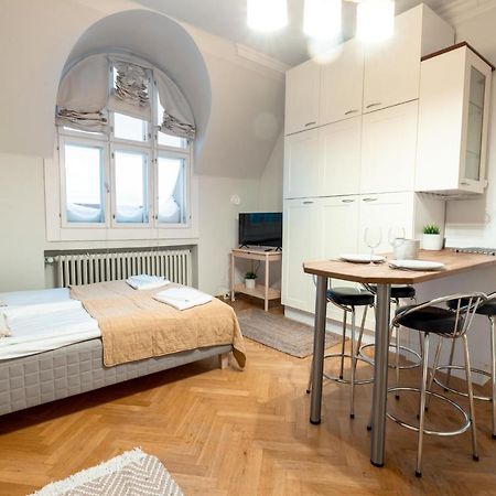 2Ndhomes Cozy & Compact Top Floor Studio In Erottaja Гельсінкі Екстер'єр фото